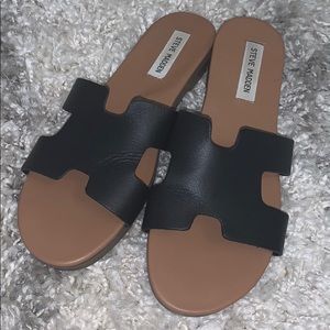 Steve Madden slides